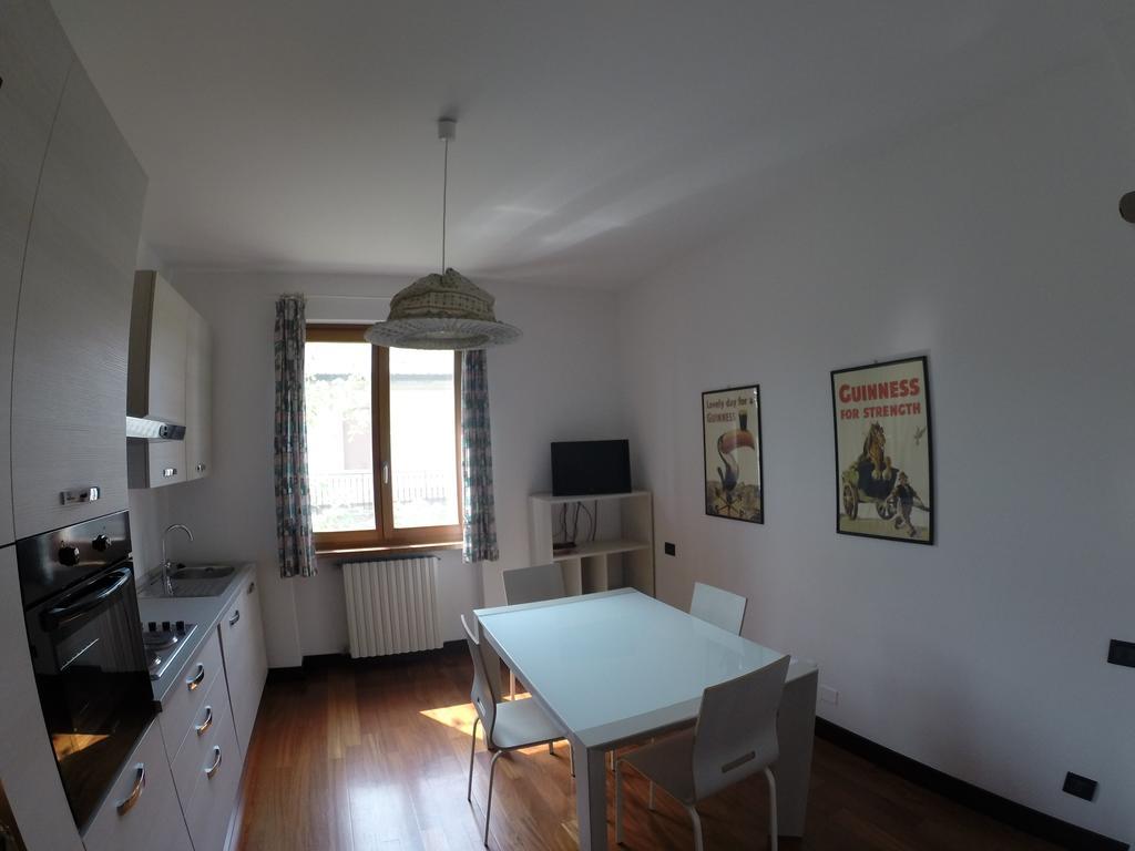 Viadelcipresso12 Appartement Desenzano del Garda Buitenkant foto